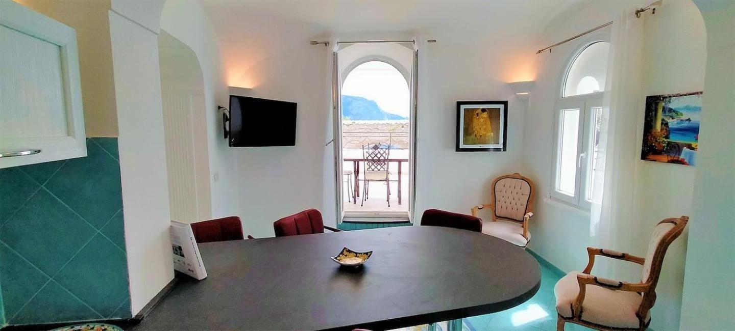 Ravello Vingius Suite Екстериор снимка