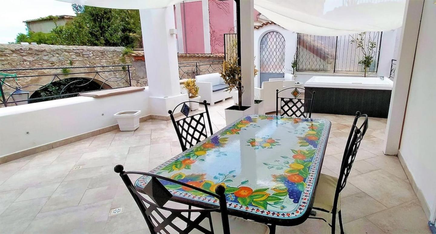 Ravello Vingius Suite Екстериор снимка